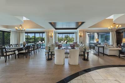 سوسسی لاکچری ریزورت