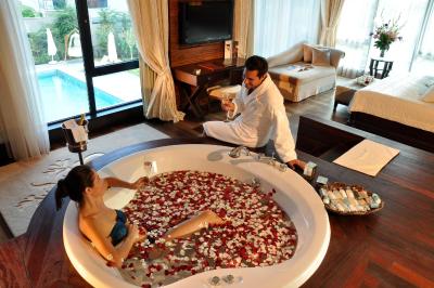 سوسسی لاکچری ریزورت