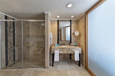 سوسسی لاکچری ریزورت