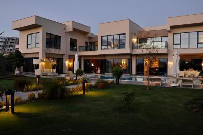 سوسسی لاکچری ریزورت