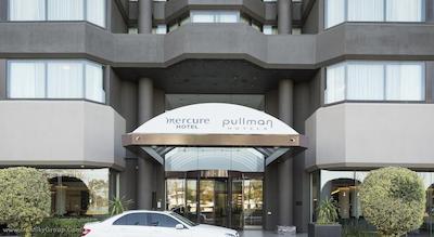 پولمن ملبورن آلبرت پارک