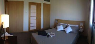 لیوینگ پلیس هتل