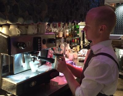 مترو هتل پرت سیتی