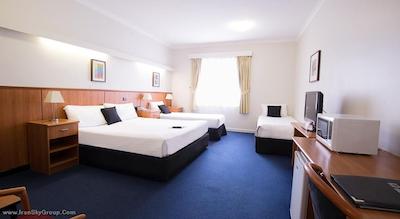 مترو هتل پرت سیتی