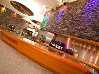 مترو هتل پرت سیتی