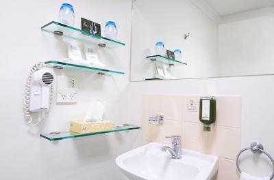 مترو هتل پرت سیتی