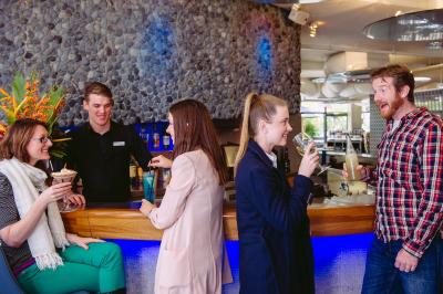 مترو هتل پرت سیتی