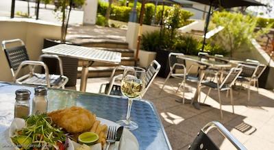 مترو هتل پرت سیتی