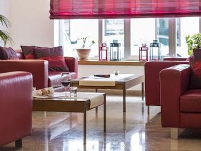 آستریا ترند آناتول