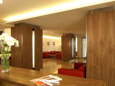 آستریا ترند آناتول