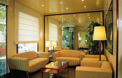 اچ ‌تاپ بی ‌سی ‌ان سیتی هتل