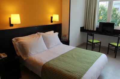 اچ ‌تاپ بی ‌سی ‌ان سیتی هتل