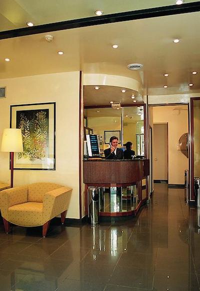 اچ ‌تاپ بی ‌سی ‌ان سیتی هتل