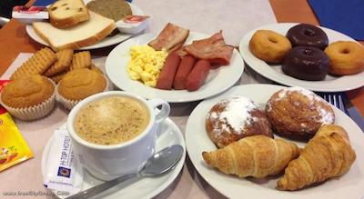 اچ ‌تاپ بی ‌سی ‌ان سیتی هتل