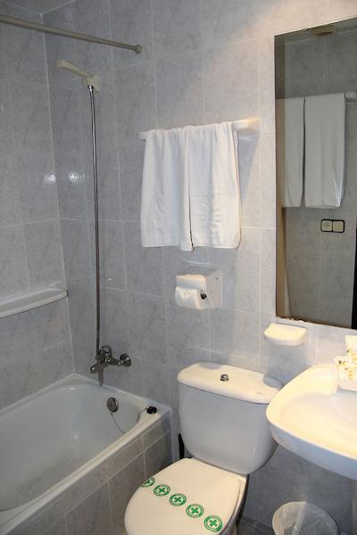 اچ ‌تاپ بی ‌سی ‌ان سیتی هتل