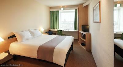 آیبیس برلین اسپنداو