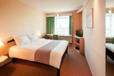 آیبیس برلین اسپنداو