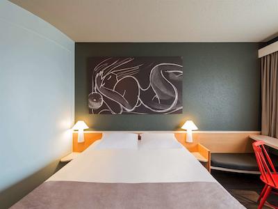 آیبیس برلین اسپنداو