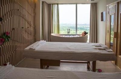 لیبرتی سنترال سایگون ریورساید