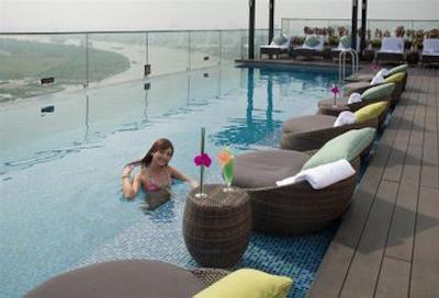 لیبرتی سنترال سایگون ریورساید