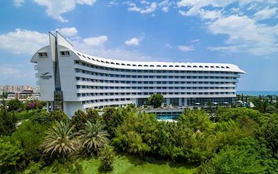 کنکورد دلوکس ریزورت