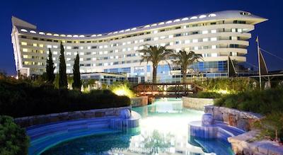 کنکورد دلوکس ریزورت