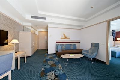 کنکورد دلوکس ریزورت