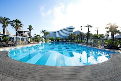 کنکورد دلوکس ریزورت