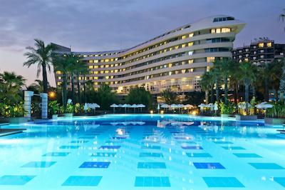 کنکورد دلوکس ریزورت