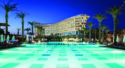 کنکورد دلوکس ریزورت