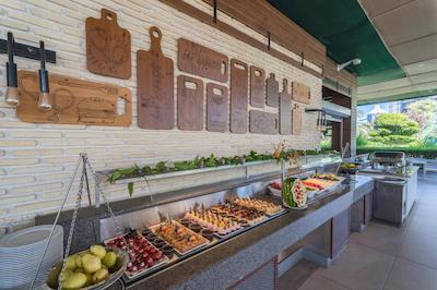 کنکورد دلوکس ریزورت