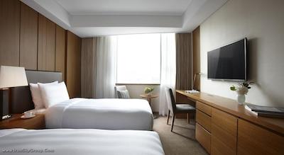 لوت سیتی هتل گورو