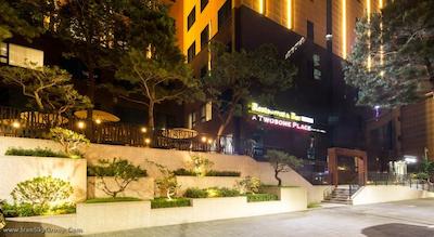 گلدن سئول هتل