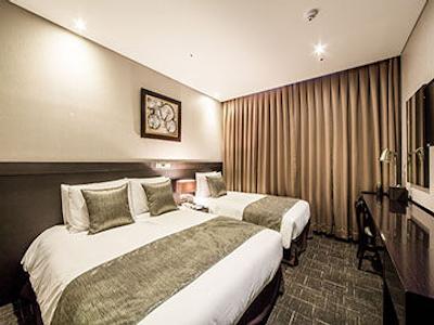 گلدن سئول هتل