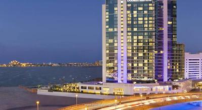 دابل تری بای هیلتون هتل دبی-جمیرا بیچ