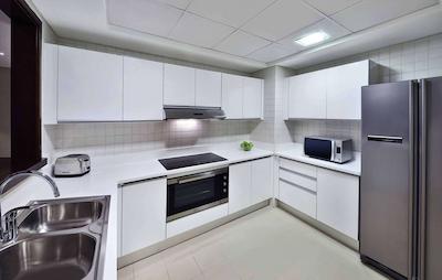 دابل تری بای هیلتون هتل دبی-جمیرا بیچ