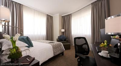 رویال ریویرا هتل