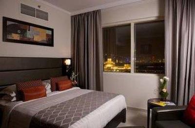 رویال ریویرا هتل