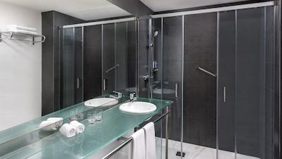 فور پوینتس بای شرایتون بارسلونا دیاگونال