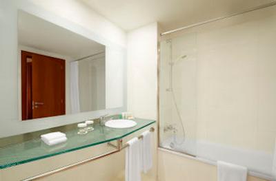 فور پوینتس بای شرایتون بارسلونا دیاگونال