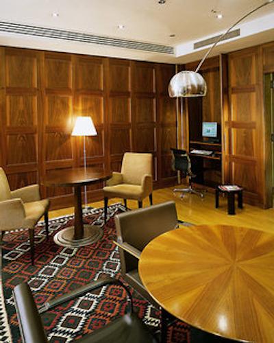 کی کی ماریا تریسیا