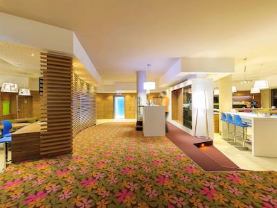 آیبیس استایلز وین سیتی هتل