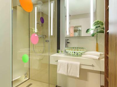 آیبیس استایلز وین سیتی هتل