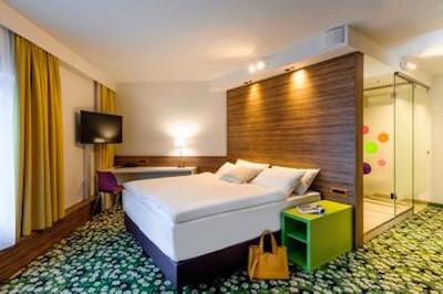 آیبیس استایلز وین سیتی هتل