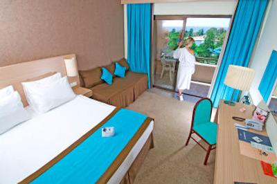 گرند پرستیژ هتل اند اسپا-ساید