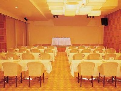 گرند پرستیژ هتل اند اسپا-ساید