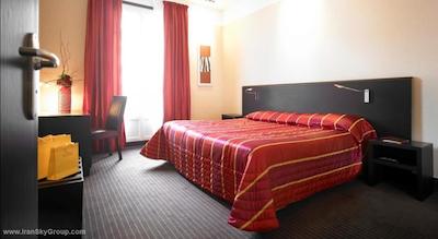 هتل گونود نایس