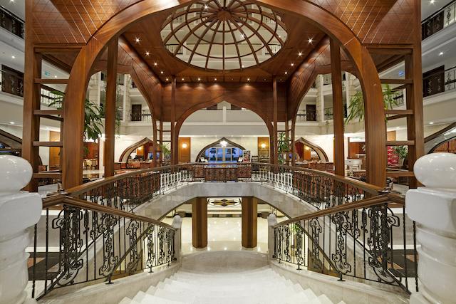 کراون پلازا آنتالیا