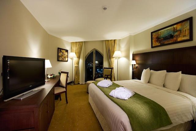 کراون پلازا آنتالیا