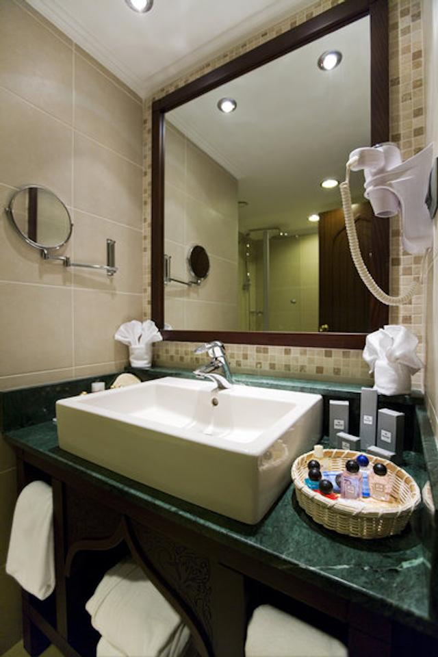 کراون پلازا آنتالیا